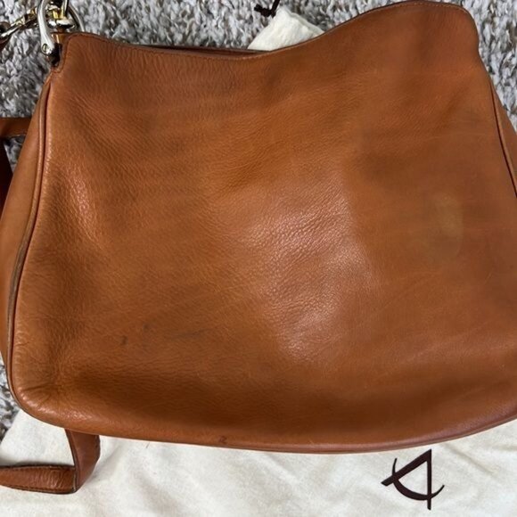 SISO Bamboo Leather Cross Strap Bag - Picture 10 of 11